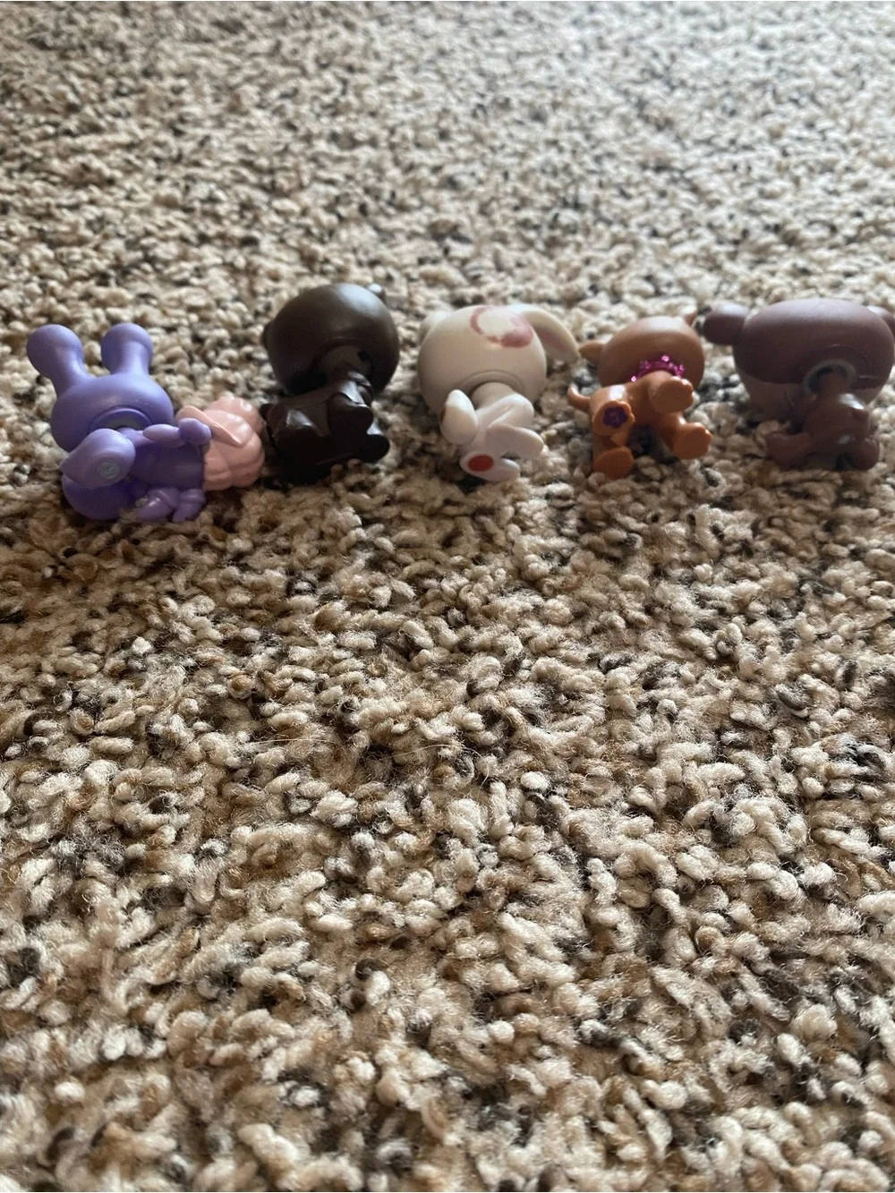 Littlest Pet Shop LPS Assorted Mini Figure